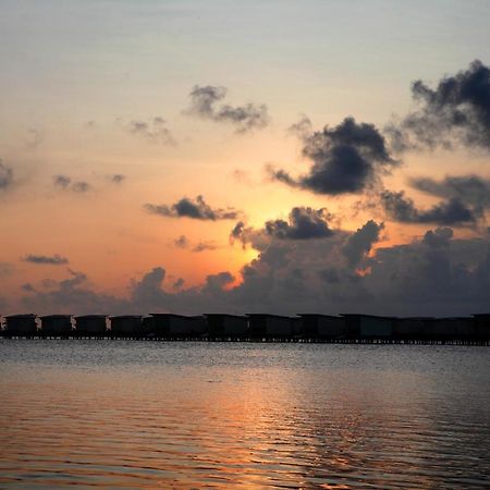 Rip Tide Vacation Inn, K.Guraidhoo Guraidhoo  Bagian luar foto