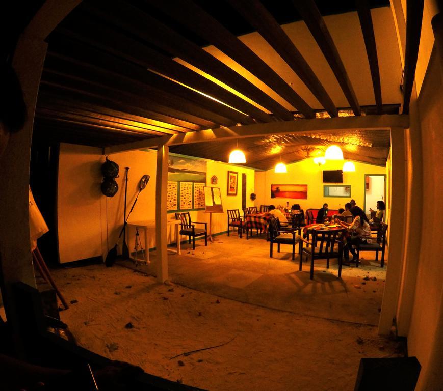 Rip Tide Vacation Inn, K.Guraidhoo Guraidhoo  Bagian luar foto